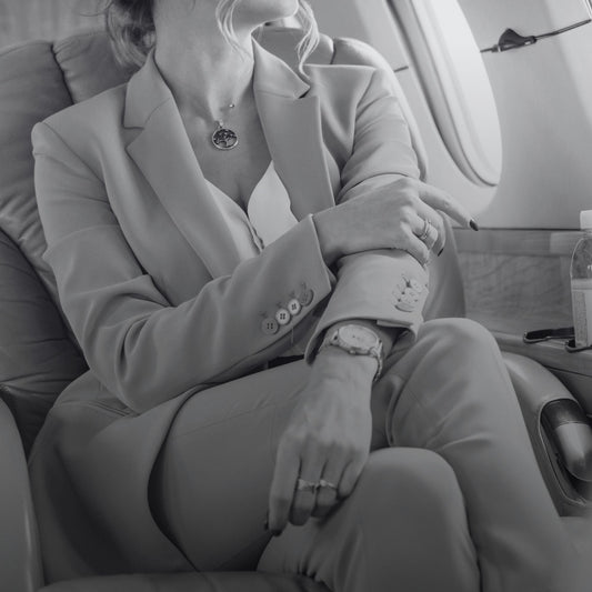 How to stop body odor after a long flight (no shower)